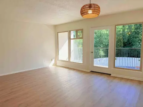 5201 42nd Ave S, Seattle, WA 98118