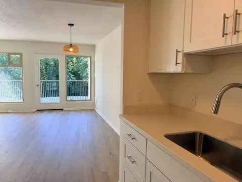 5201 42nd Ave S, Seattle, WA 98118