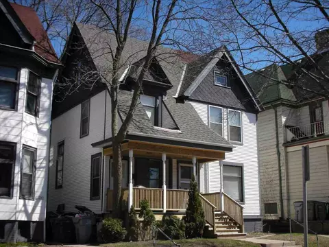 2724 N Murray Ave, Milwaukee, WI 53211