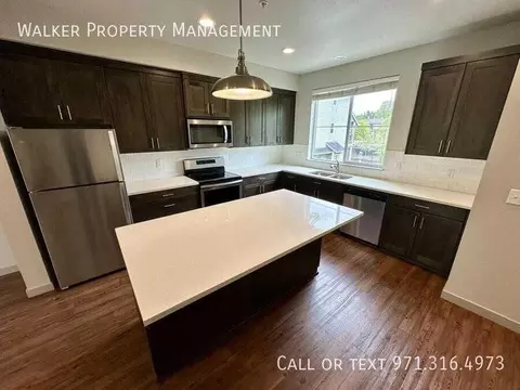 15790 SW Oregon St, Sherwood, OR 97140
