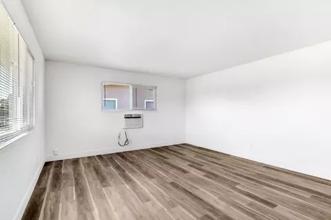 3355 Lerwick Rd, Sacramento, CA 95821 photo 2