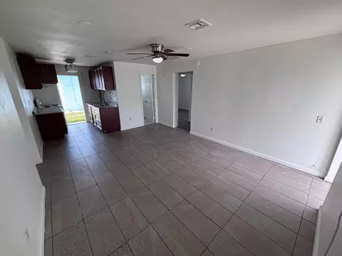 2139 Washington St NE, Palm Bay, FL 32905