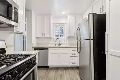14056 Valleyheart Dr, Los Angeles, CA 91423