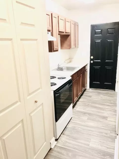 1744 Lyle Ave, College Park, GA 30337