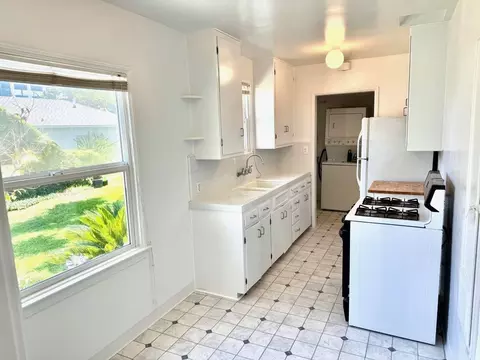 222 N Screenland Dr, Burbank, CA 91505 photo 7