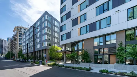 221 Minor Ave N, Seattle, WA 98109 photo 3