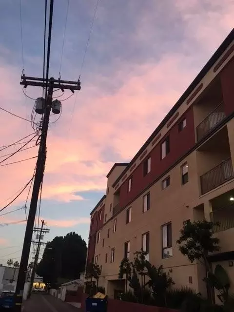 11120 Huston St, Los Angeles, CA 91601