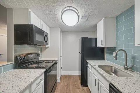 3900 Investor Dr, Dallas, TX 75237 photo 10