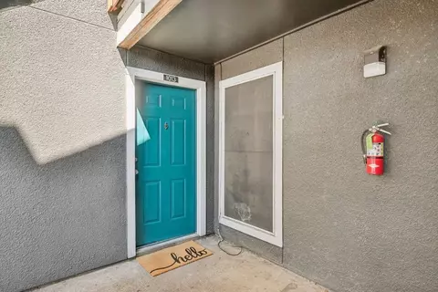 3900 Investor Dr, Dallas, TX 75237 photo 21