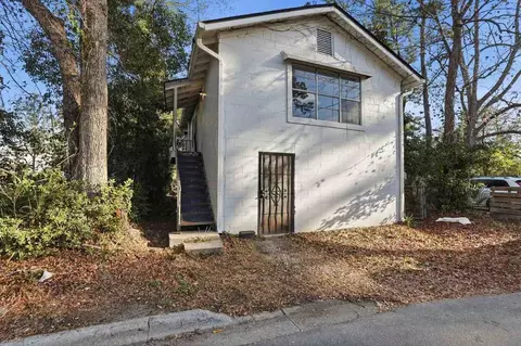 1303 E 33rd St, Savannah, GA 31404