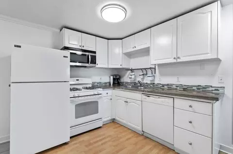 1076 Canyon Rd, Ogden, UT 84404