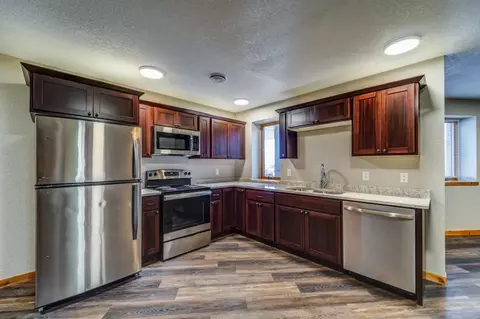 216 Sunset Pl, Neillsville, WI 54456