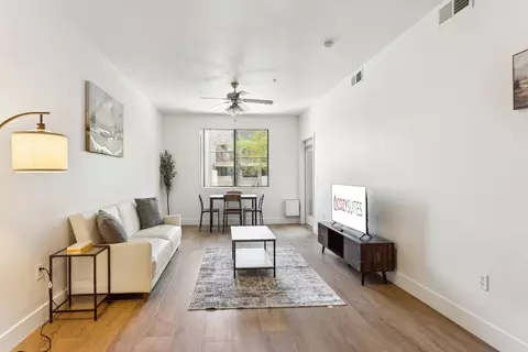 6610 N 93rd Ave, Glendale, AZ 85305