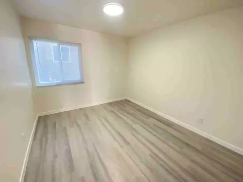 296 Lester Ave, Oakland, CA 94606 photo 9