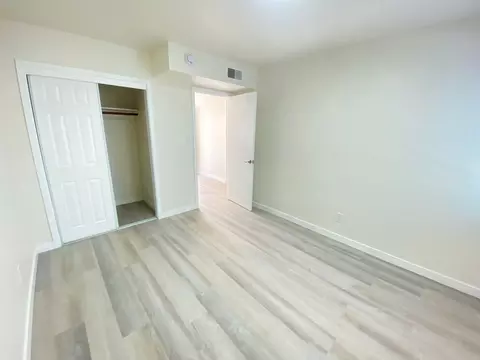 296 Lester Ave, Oakland, CA 94606 photo 6