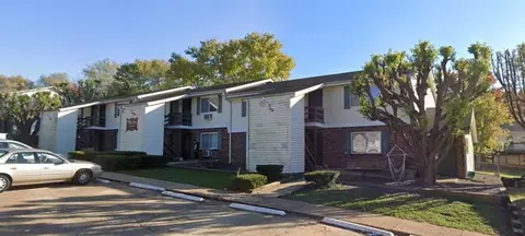 101 Swan Dr, Park Hills, MO 63601
