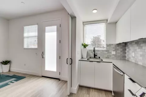 1705 Mandela Pkwy, Oakland, CA 94607 photo 12