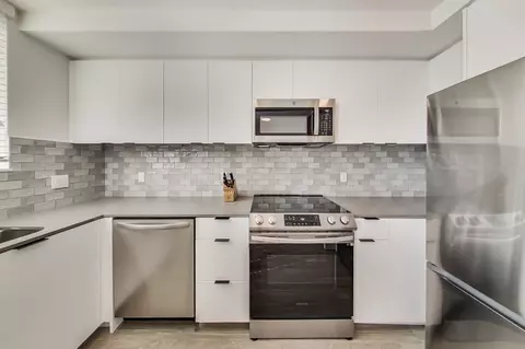 1705 Mandela Pkwy, Oakland, CA 94607 photo 2