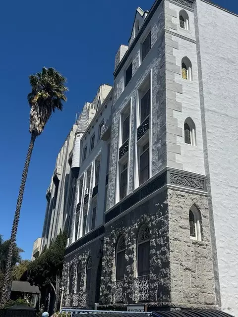520 S Hobart Blvd, Los Angeles, CA 90020