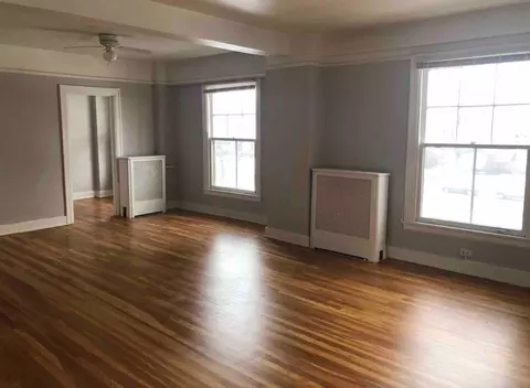 547 Cherry St SE, Grand Rapids, MI 49503