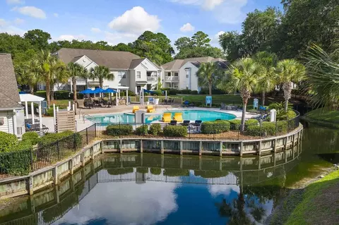 29 Edgewater Cir, Bluffton, SC 29910 photo 2