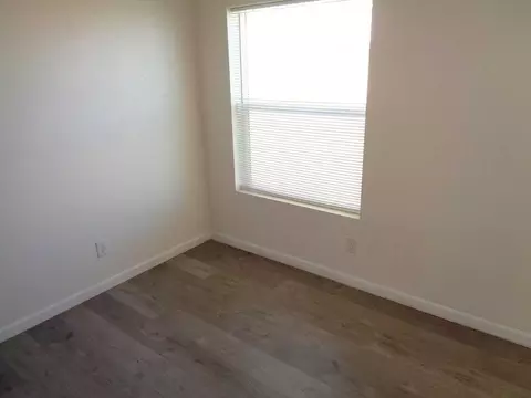 1964 Murchison Dr, El Paso, TX 79902 photo 7