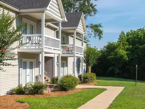 164 Christopher St, Rainbow City, AL 35906