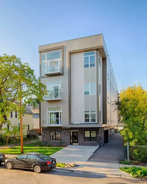 2618 Essex St SE, Minneapolis, MN 55414