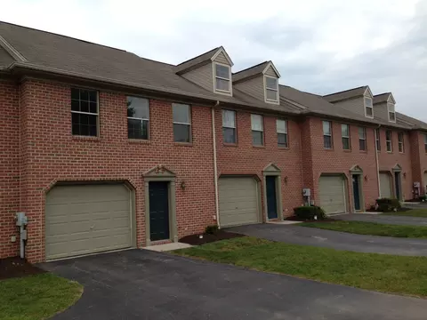 Old Church Ln, York, PA 17406