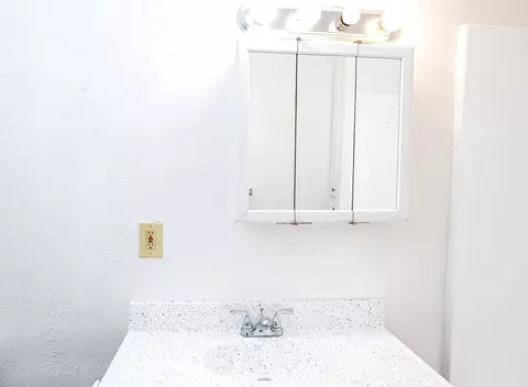 12100 Birch Ave, Hawthorne, CA 90250 photo 9