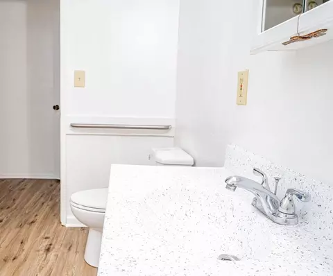 12100 Birch Ave, Hawthorne, CA 90250 photo 10