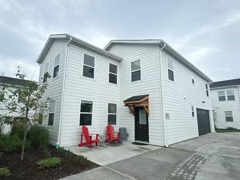 13041 Cornhusker Rd, Omaha, NE 68138