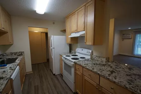 301 E Burnsville Pkwy, Burnsville, MN 55337
