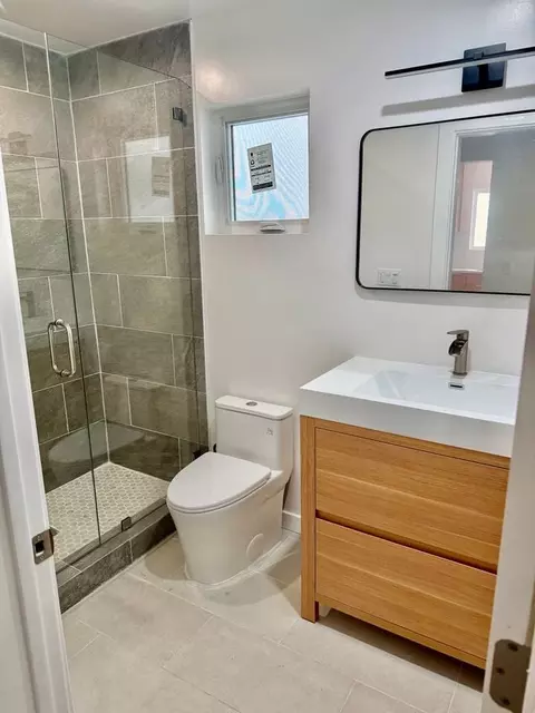 449 N Oakhurst Dr, Beverly Hills, CA 90210 photo 23