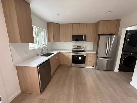 449 N Oakhurst Dr, Beverly Hills, CA 90210 photo 15