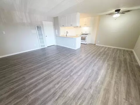 18521 Prairie St, Los Angeles, CA 91324