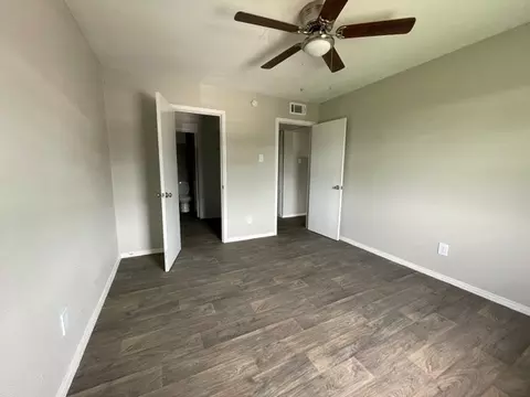 5324 Preakness Ln, Dallas, TX 75211 photo 8