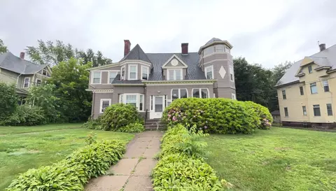 380 Grove St, Chicopee, MA 01020