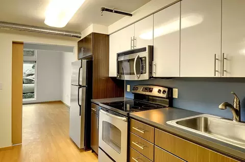 201 W Harrison St, Seattle, WA 98119