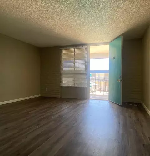 6405 E Indian School Rd, Scottsdale, AZ 85251