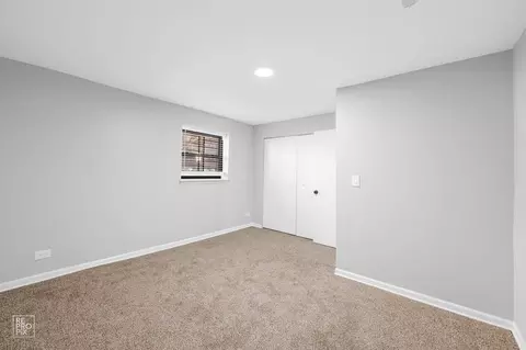 5032 S Saint Lawrence Ave, Chicago, IL 60615 photo 15
