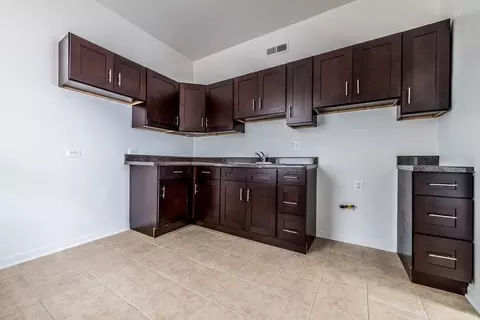 5032 S Saint Lawrence Ave, Chicago, IL 60615 photo 21