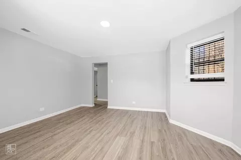 5032 S Saint Lawrence Ave, Chicago, IL 60615 photo 14