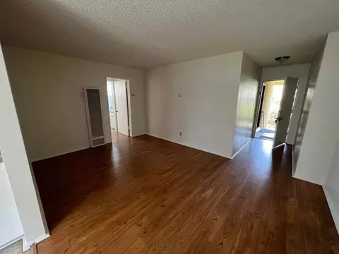 387 N Mentor Ave, Pasadena, CA 91106