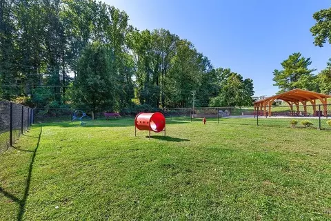 6617 Bonnie Ridge Dr, Baltimore, MD 21209 photo 51