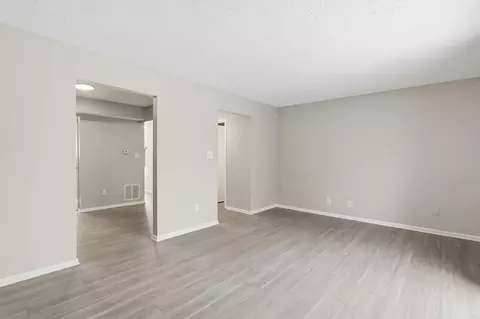 8444 Rothbury Dr, Indianapolis, IN 46260 photo 35