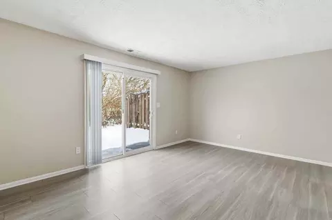 8444 Rothbury Dr, Indianapolis, IN 46260 photo 33