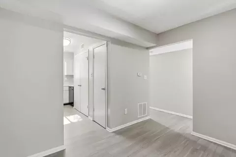 8444 Rothbury Dr, Indianapolis, IN 46260 photo 30