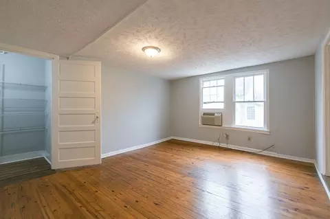 706 Chickamauga Ave, Knoxville, TN 37917