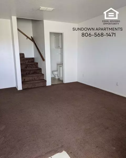 802 Matthew St, Sundown, TX 79372 photo 11